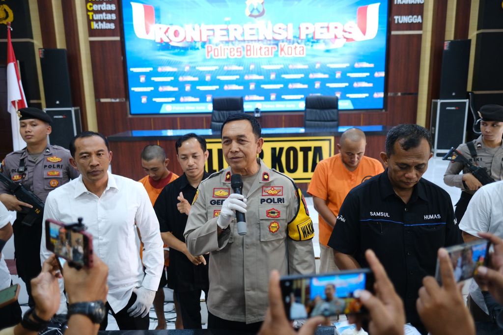 Ungkap Curanmor Polres Blitar Kota Berhasil Amankan Dua Tersangka dan Tiga&nbsp;Kendaraan