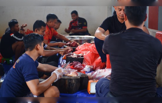 Rayakan Iduladha 1445 H, Lapas Narkotika Pangkalpinang Gelar Sholat Id dan Pemotongan Hewan&nbsp;Kurban
