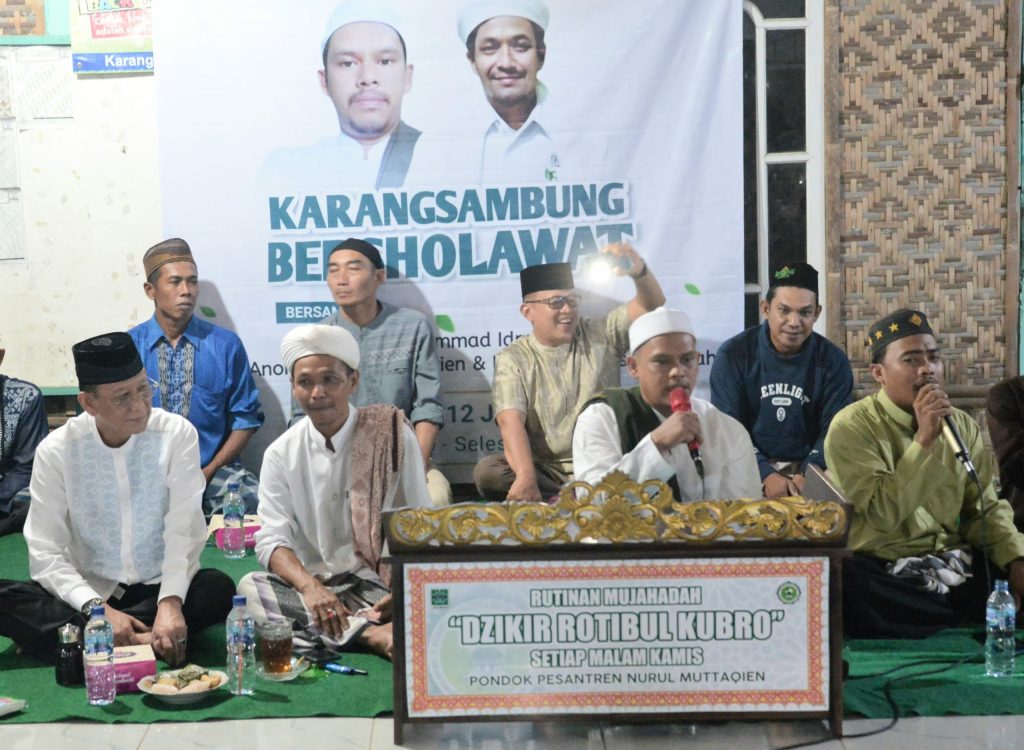 Adi Erlansyah Hadiri Karang Sambung Bersholawat di PP Nurul Muttaqin&nbsp;Pagelaran