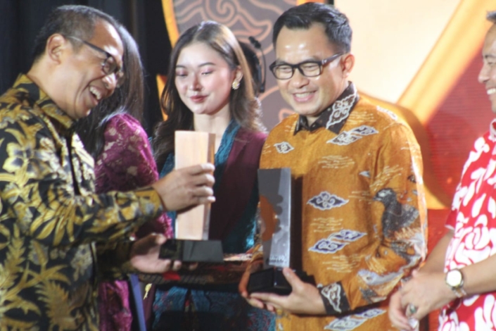 Pemkab Cirebon Raih Penganugerahan detikJabar Award&nbsp;2024