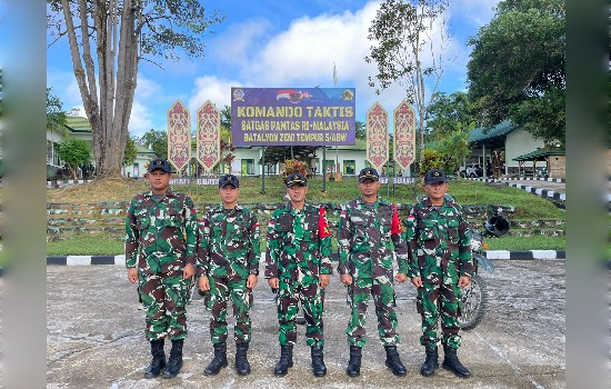 Sat-Gas Yon Zipur 5/ABW, Serentak Kibarkan Bendera Merah Putih Di&nbsp;Perbatasan