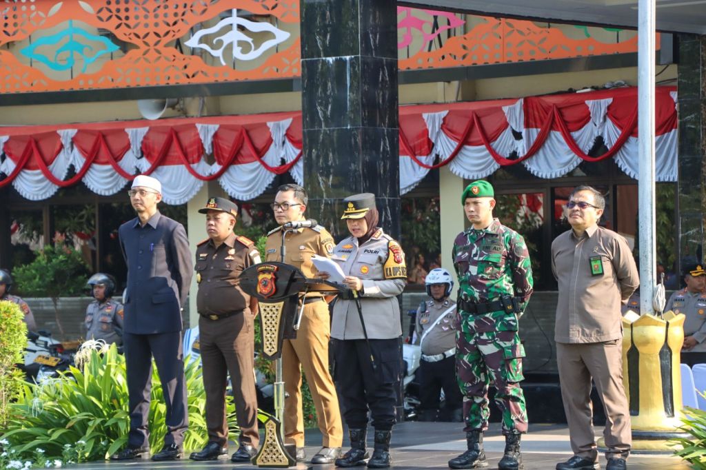 Kapolresta Cirebon Pimpin Apel Gelar Pasukan Operasi Mantap Praja Lodaya&nbsp;2024