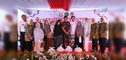 Bazar Sembako Murah, Kejari Kabupaten Cirebon bantu Kendalikan Inflasi&nbsp;Daerah