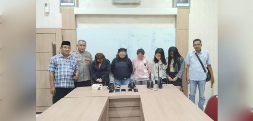 Ngeri! 5 Wanita Penjajah Seks di Tretes, di Amankan&nbsp;Polisi